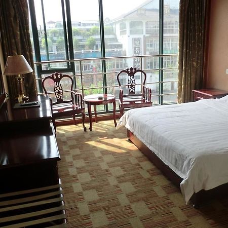 Huayu South City Hotel Wenjiang Exteriör bild